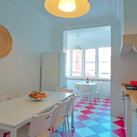 Liverpool Antic 5 Bedrooms Daire