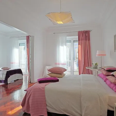 Liverpool Antic 5 Bedrooms * リスボン